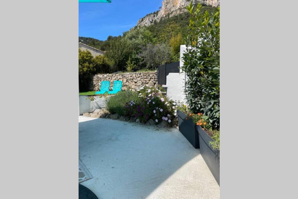 Maison Avec Jardin, Parking Entre Mer Et Montagne Le Revest-le-Eaux 外观 照片