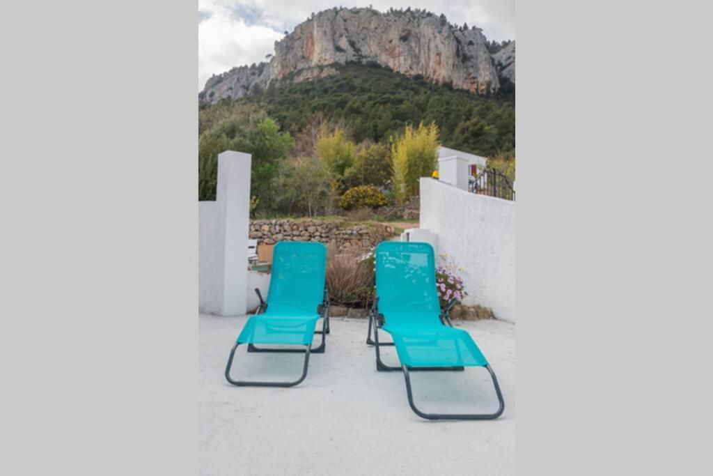 Maison Avec Jardin, Parking Entre Mer Et Montagne Le Revest-le-Eaux 外观 照片